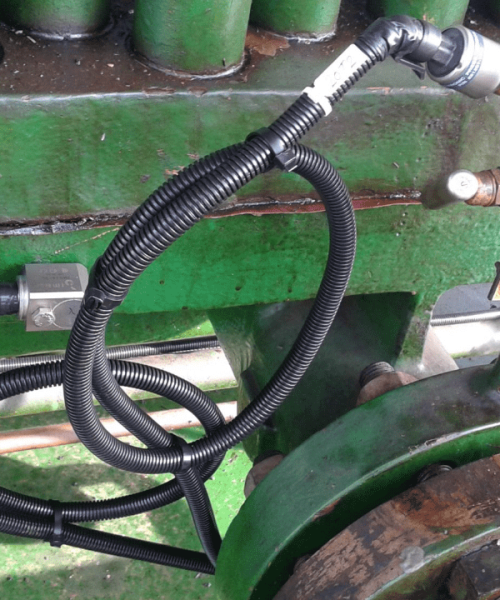 DataAct Continuous Monitoring Sensors on Compressor Unit DataAct Continuous Monitoring Sensors on Compressor Unit